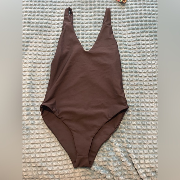Skatie Amanda black one piece - Picture 1 of 4
